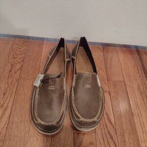 New Ariat Cruisers - 11B NIB